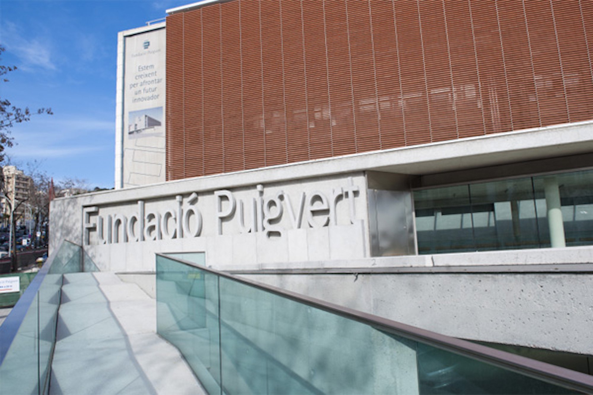 Plataforma per la Llengua denuncia la Fundació Puigvert per no atendre en català els pacients