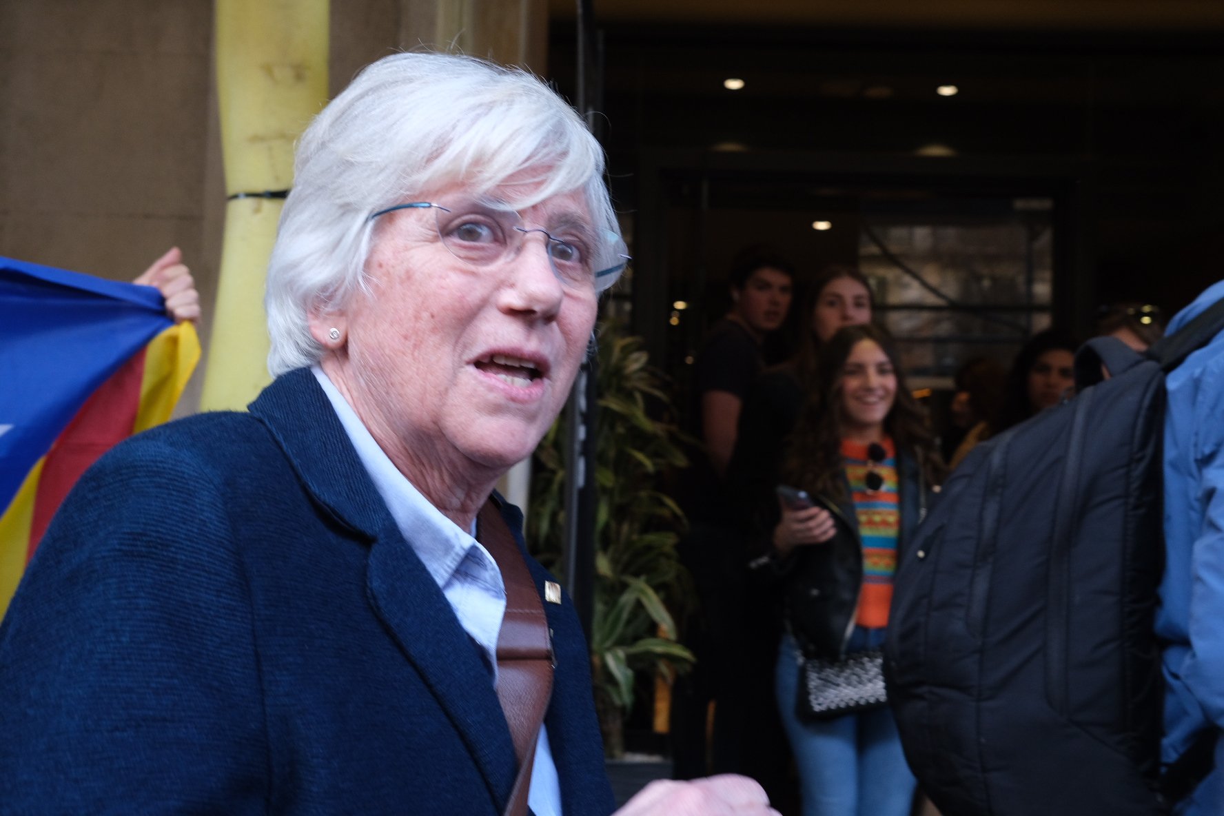 Así recoge la prensa internacional la detención de Clara Ponsatí