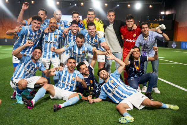 Els Siayans celebran la seva classificació per a la Final Four del Camp Nou / Foto: Kings League