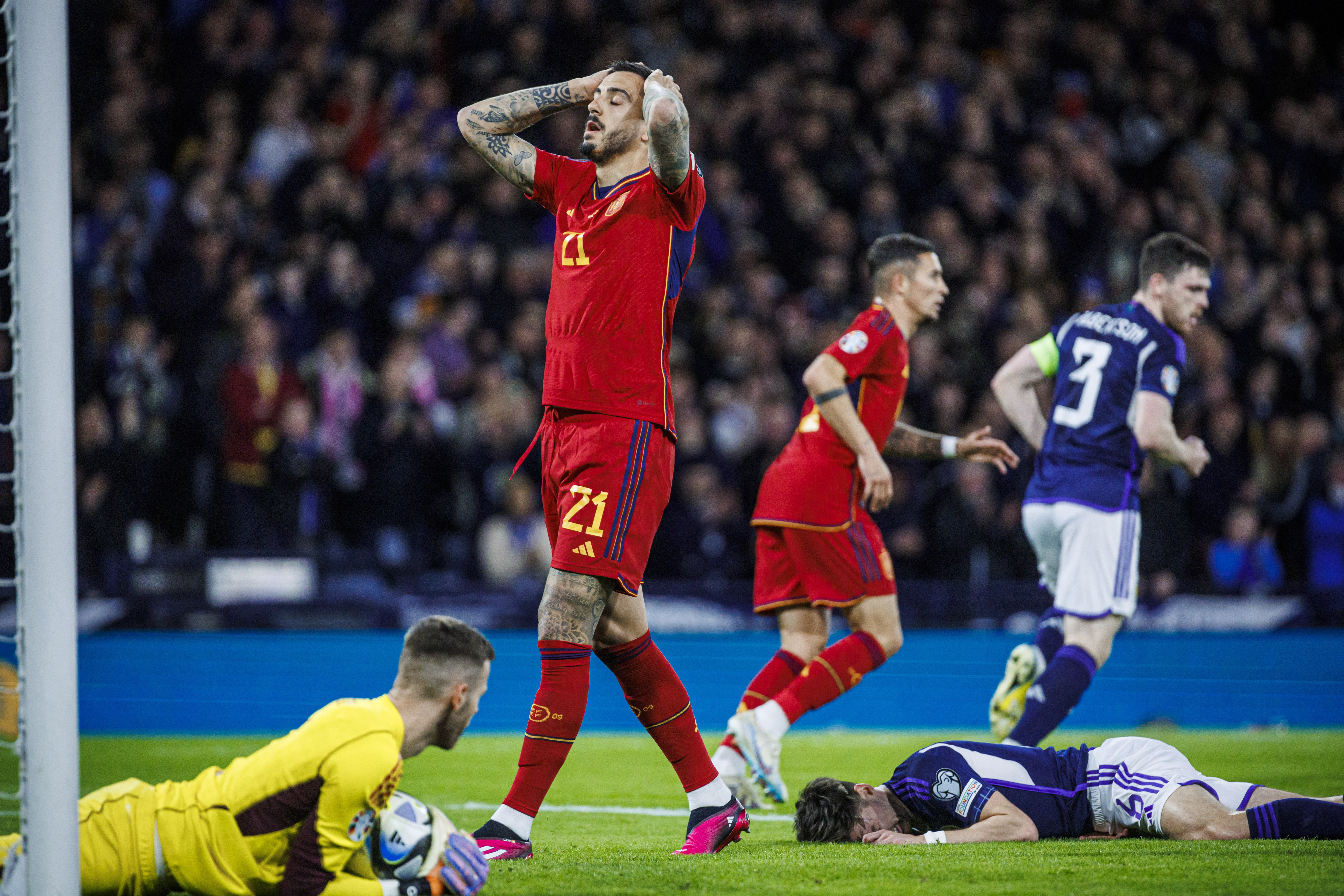 4 suspensos y 2 sorpresas inesperadas en la derrota de España contra Escocia (2-0)