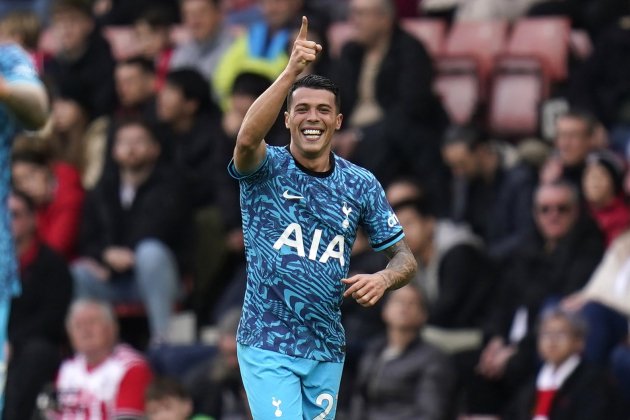 Pedro Porro celebra un gol amb el Tottenham / Foto: Europa Press - Andrew Matthews