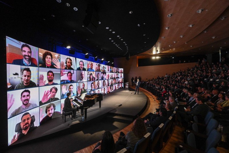 Acto entrega becas de Fundacio la Caixa / Fundacio la Caixa