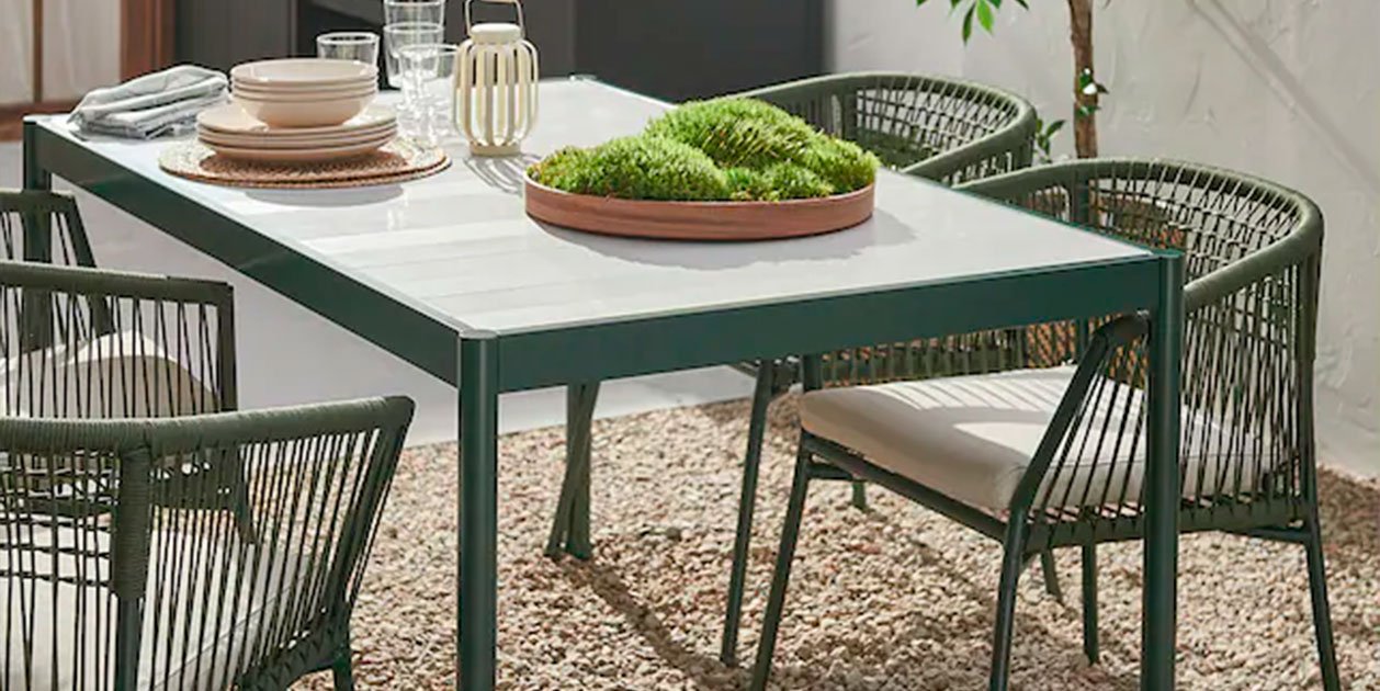 Las sillas de diseño para exterior entran en Ikea por la puerta grande