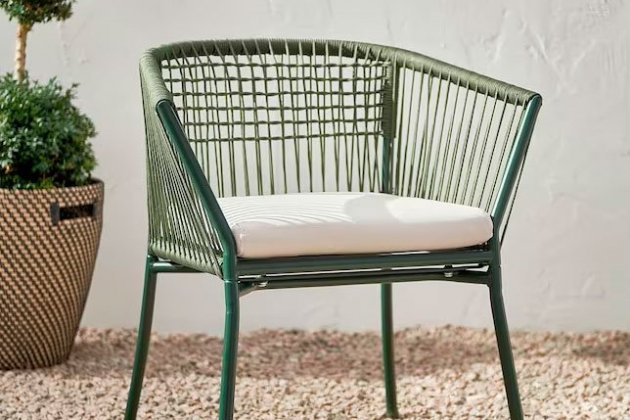 Silla con reposabrazos exterior SEGERÖN1 Silla con reposabrazos exterior SEGERÖN1