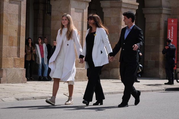 Laura Borràs arriba al parlament després sentència TSJC Carlos Baglietto