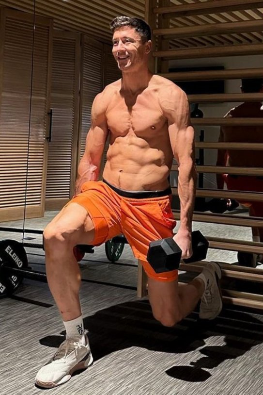 Robert Lewandowski músculos Instagram