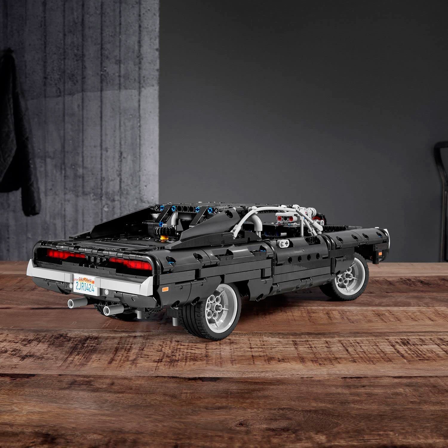 LEGO Technic Furious Charger: un modelo impresionante para los fans de la velocidad