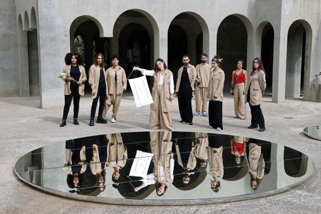 080 barcelona fashion week certamen de moda elle 1645008848 080 barcelona fashion week certamen de moda elle 1645008848