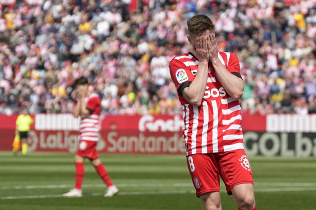 Viktor Tsygankov lamenta mans cara Girona Espanyol / Foto: EFE