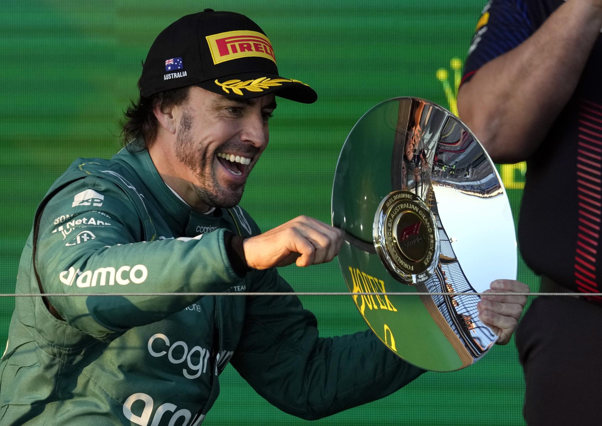 Nuevo podio de Fernando Alonso en una carrera loca y muy accidentada en Australia