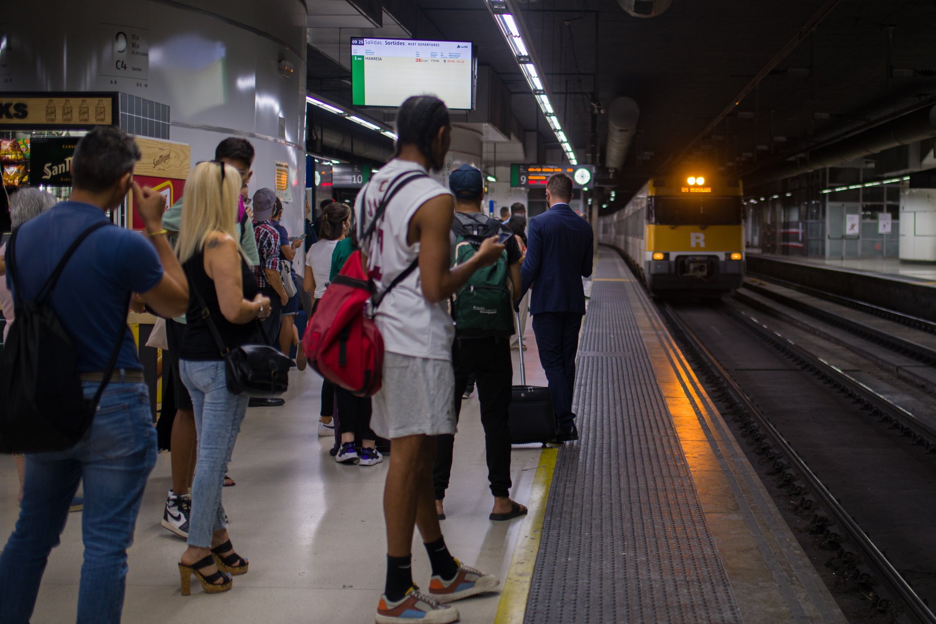 Renfe expide en Catalunya cerca de 669.000 abonos gratuitos