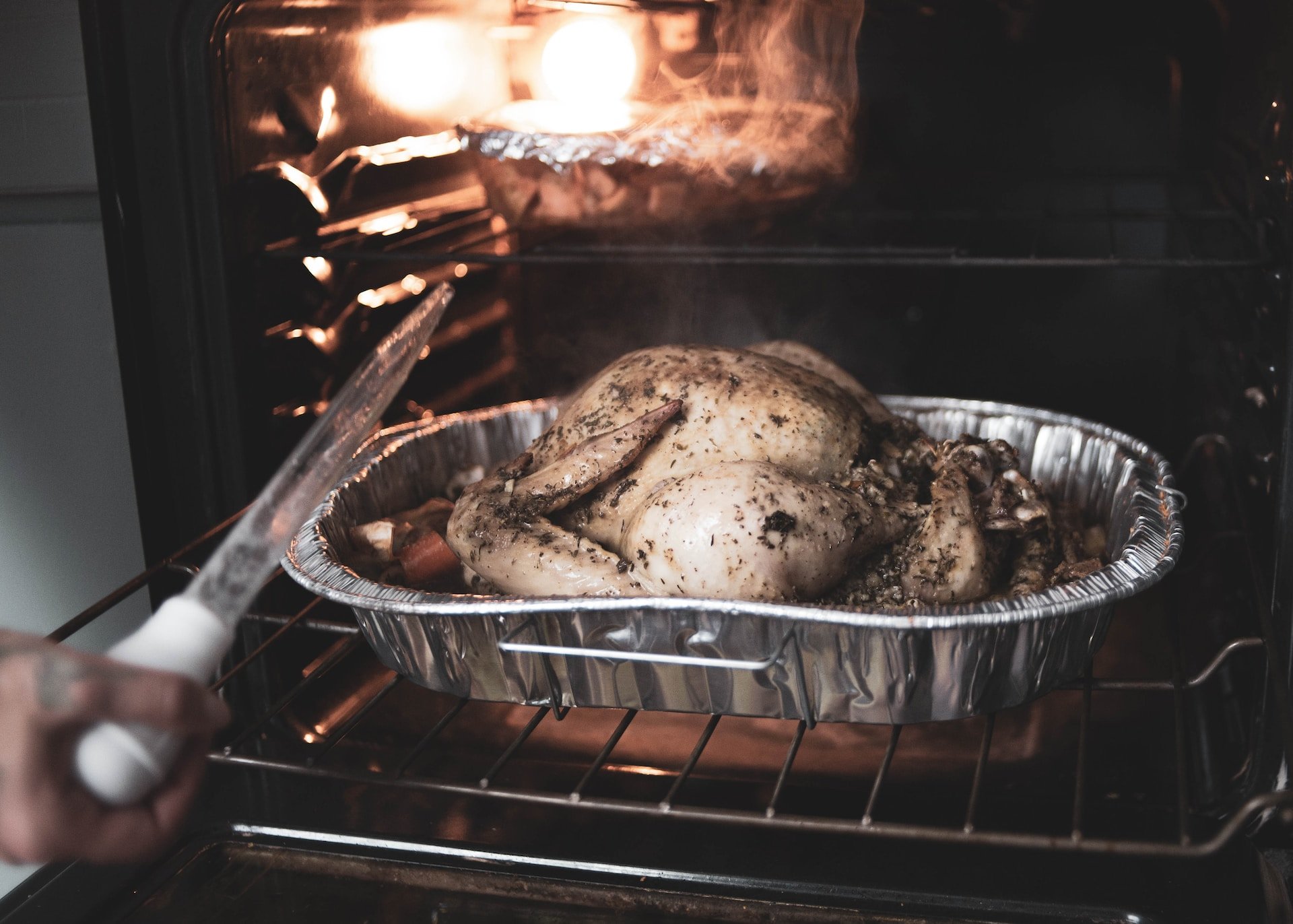 Este truco es infalible para saber si el pollo está cocido (y sin termómetro)