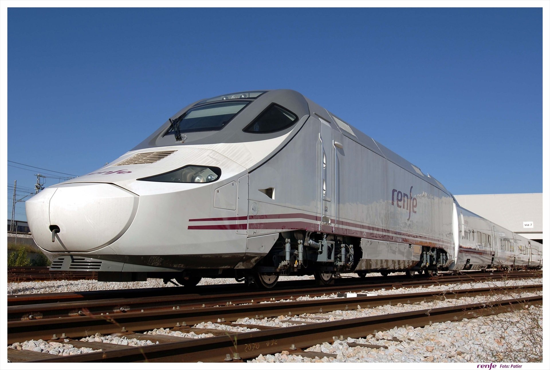 Un tren de Renfe Euromed amb 300 passatgers queda aturat a Salou per problemes tècnics