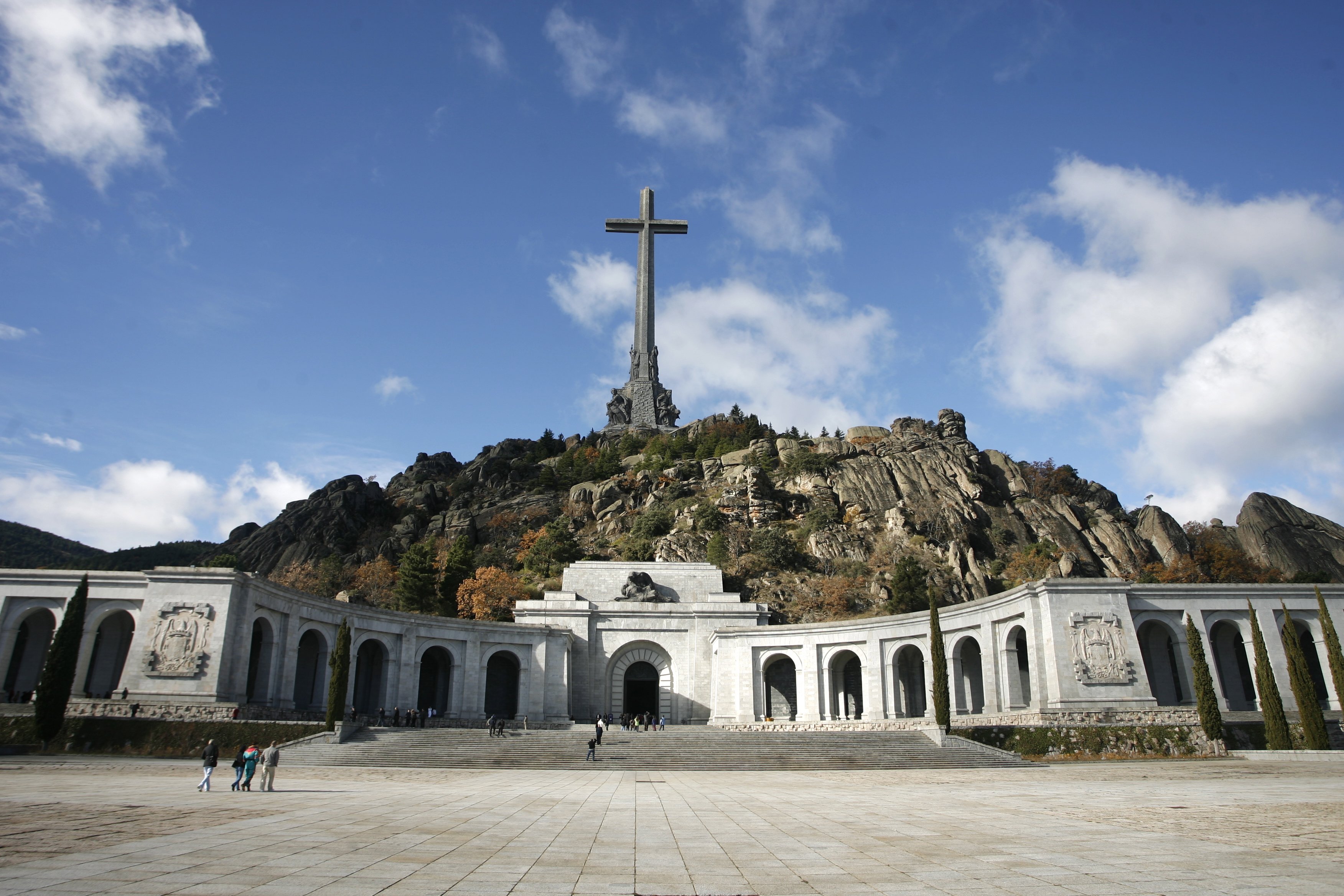 La Fundació Francisco Franco amenaça Sánchez amb accions legals per l'exhumació