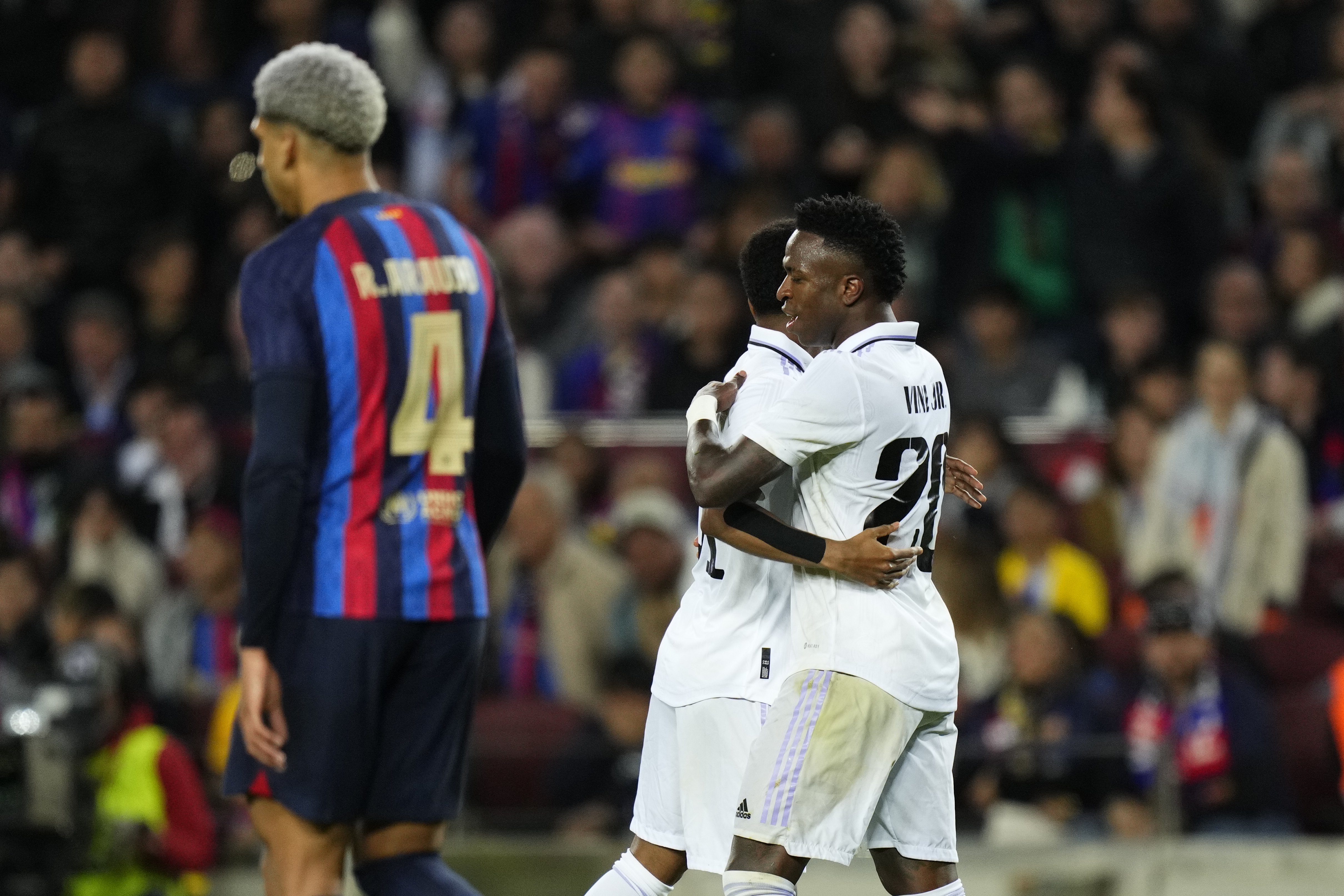 Vinícius i Rodrygo, adeu dolorós, decisió meditada en el Reial Madrid, se'n va