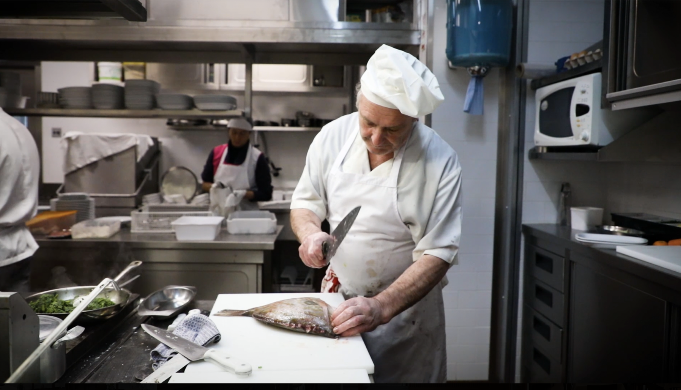 O Gaveto: El restaurant on menjar el millor marisc de Porto i que no t’aixequin la camisa