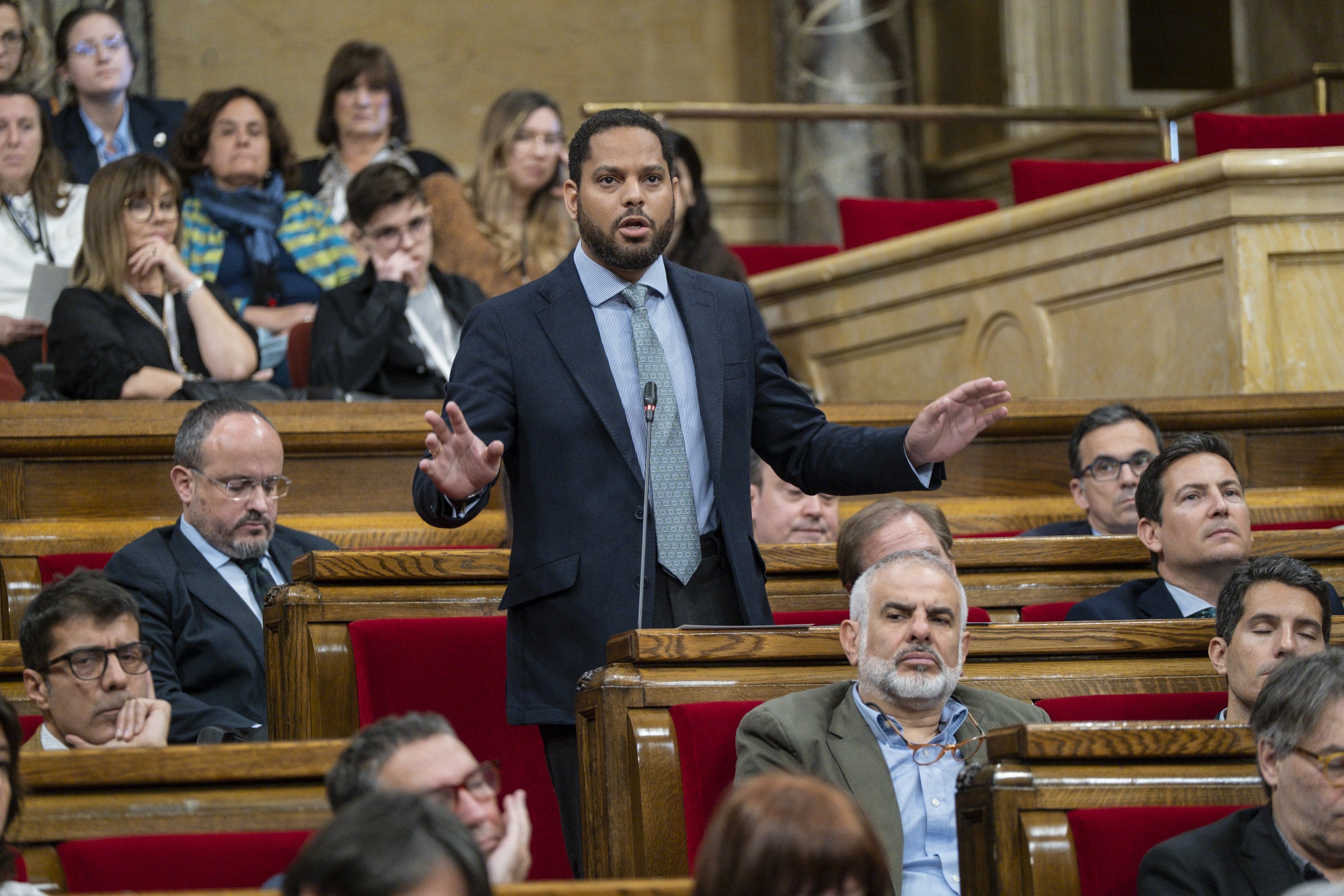 ERC i la CUP volen prohibir els discursos d'odi al Parlament