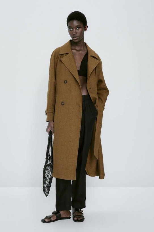 Gabardina de Massimo Dutti