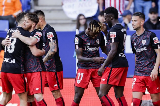 Nico Williams celebrando con rabia su gol en el Espanyol - Athletic / Foto: EFE - Quique García