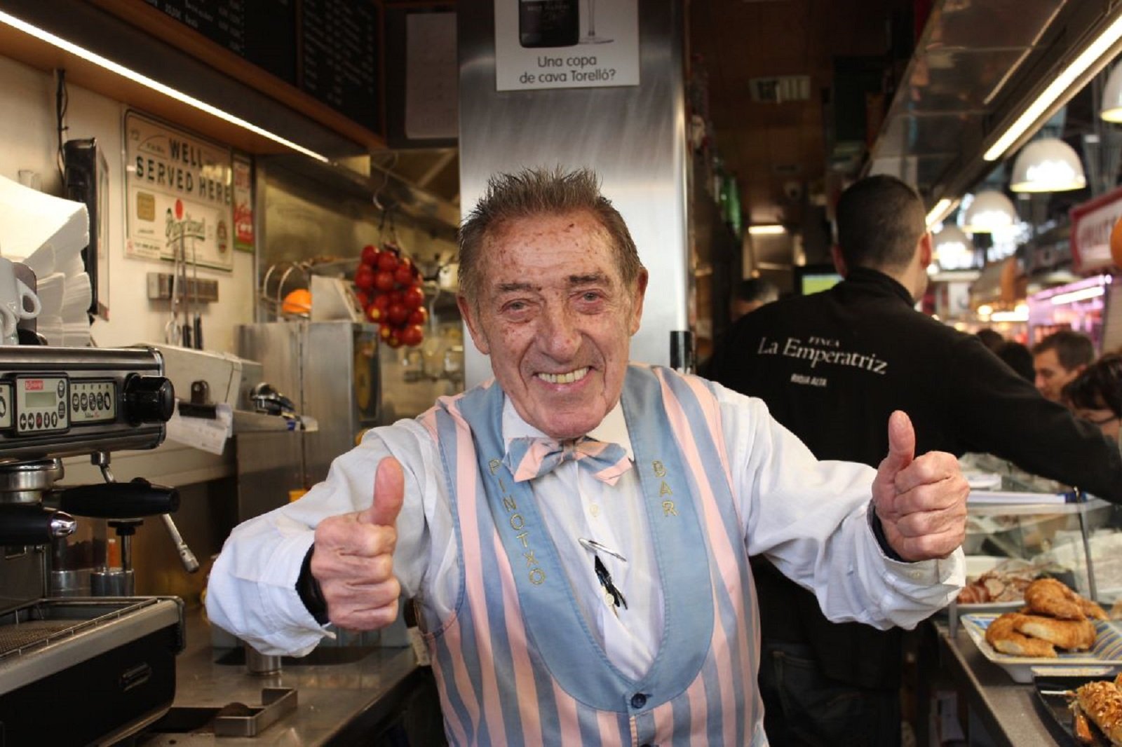 Juan Bayén, historic proprietor of Barcelona's Pinotxo bar, dies at 88