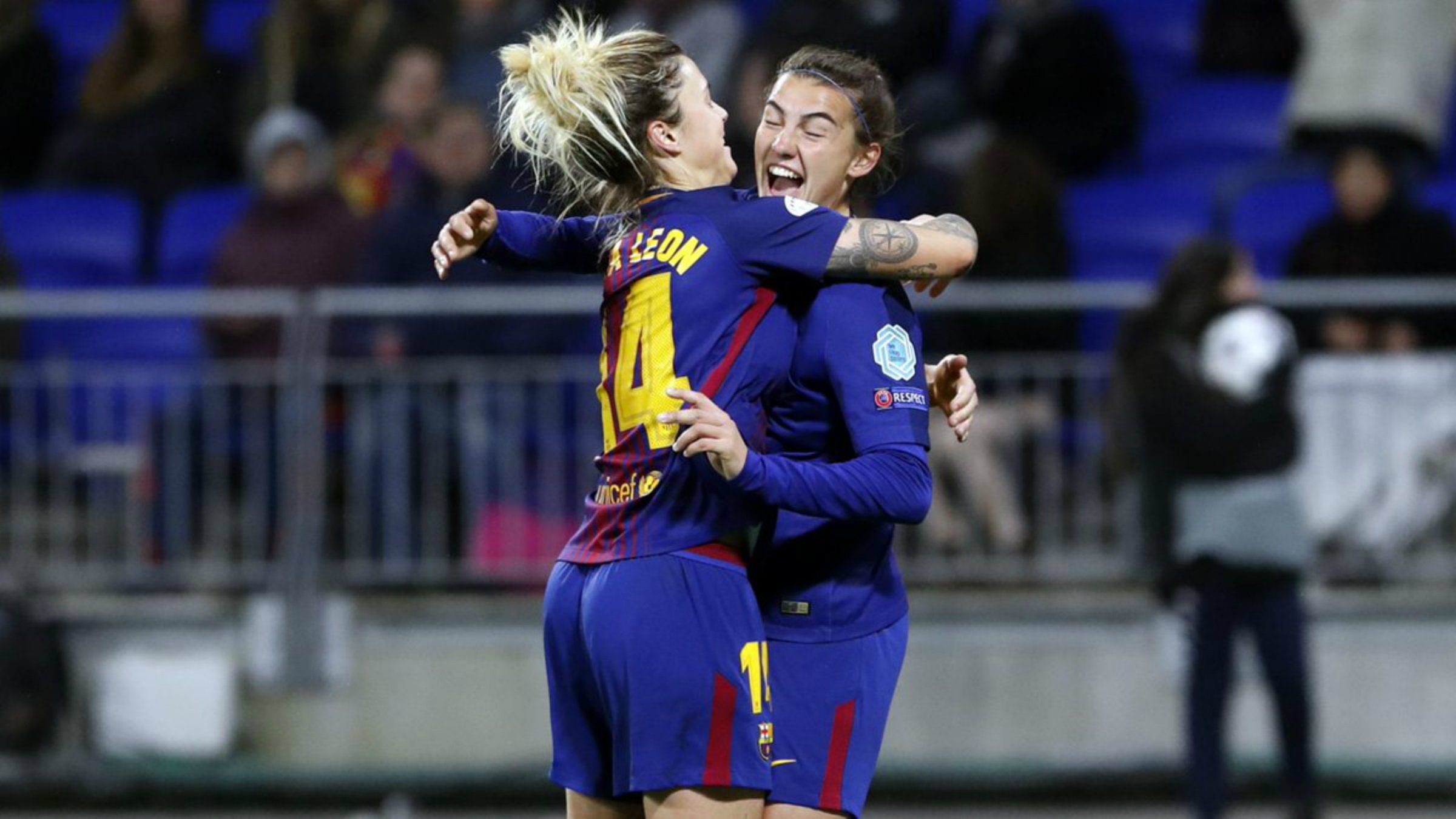 El Barça sale vive de Lyon (2-1)