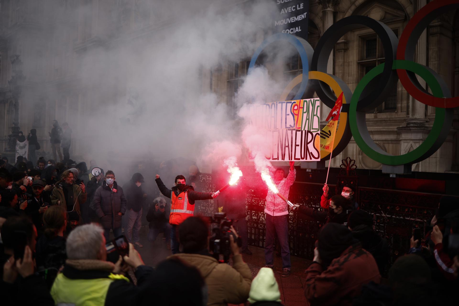 Protestes Paris Franca Reforma Pensions Decisio Consell Constitucional