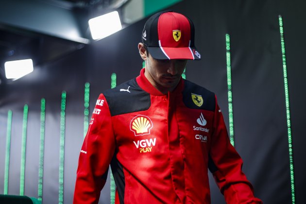 Charles Leclerc Ferrari capbaix / Foto: Europa Press