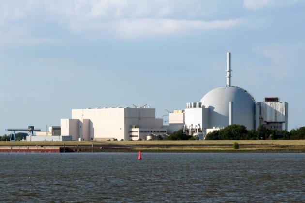 Central nuclear Brokdorf en l'estat aleman de Schleswig Holstein 1536x939