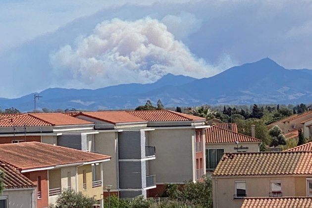 fum incendi portbou / Véronique Pomares fum incendi portbou / Véronique Pomares