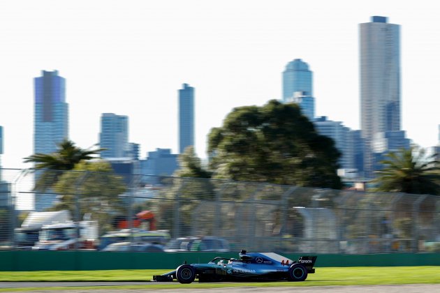 Lewis Hamilton Mercedes Efe