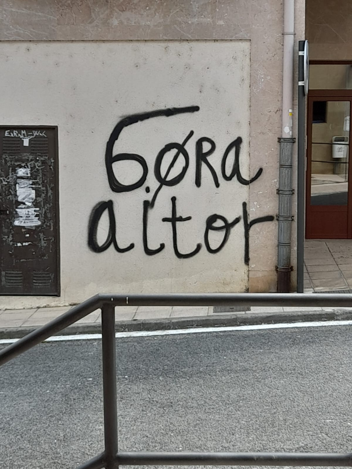 Gora Aitor Gora Aitor