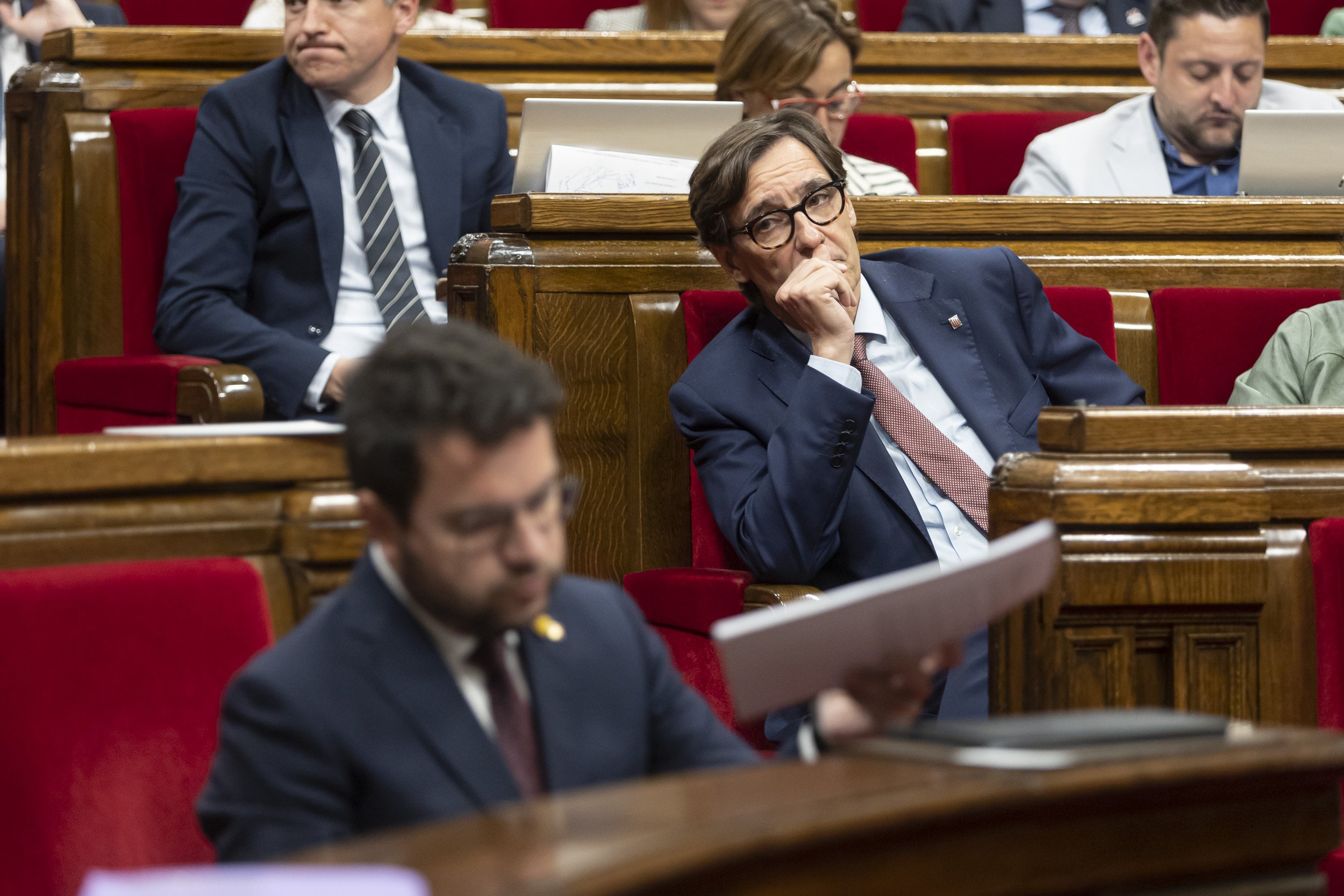 PSC i comuns critiquen el derrotisme d'Aragonès donant per fet un govern de dretes a Espanya