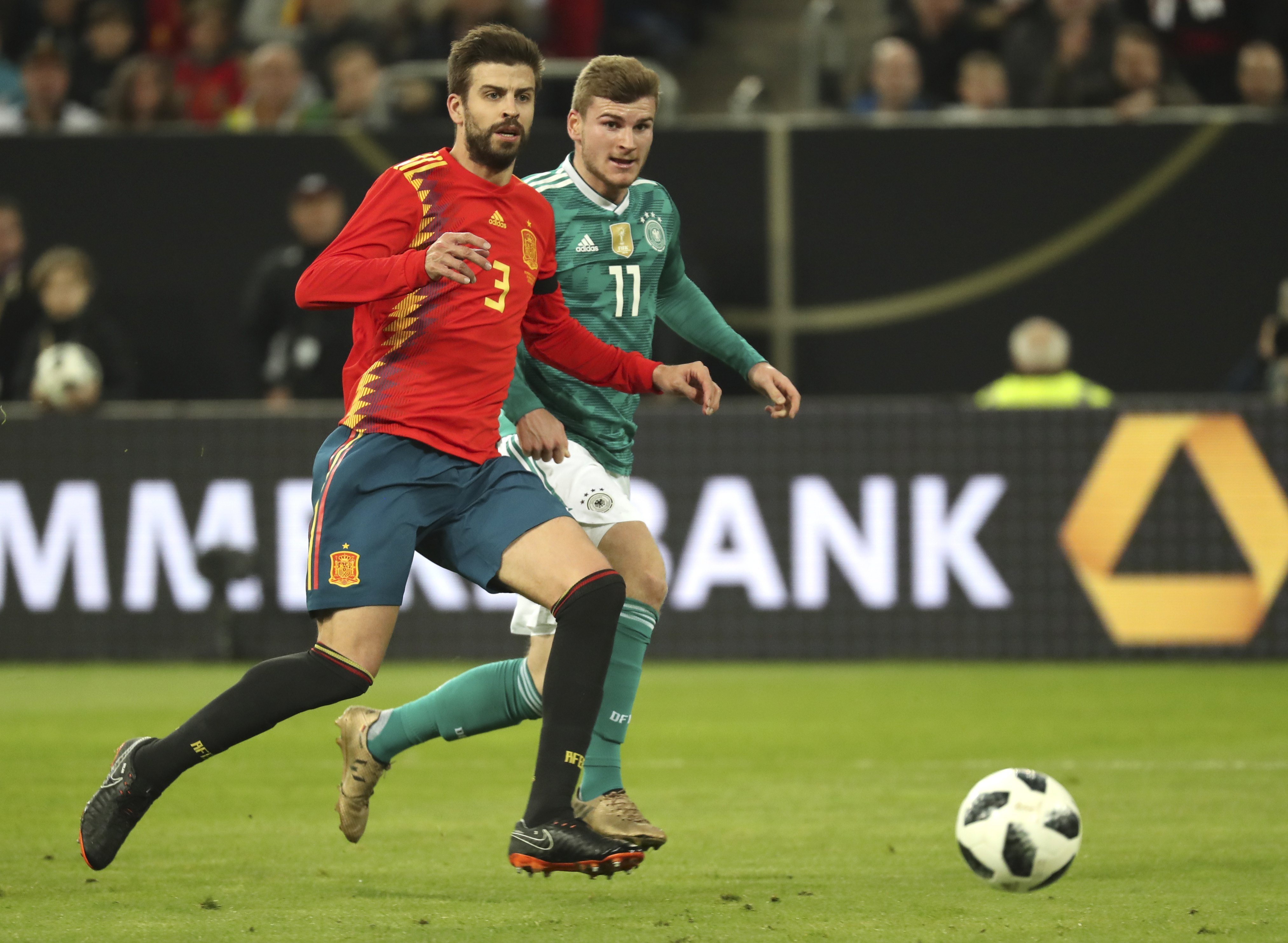Espanya resisteix contra la poderosa Alemanya (1-1)