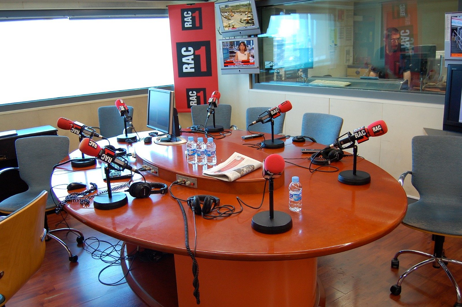 Eulàlia Carbonell y Xavi Pérez, nuevos directores de RAC 1