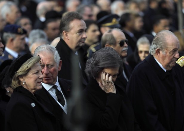 Carlos III y Juan Carlos en Londres GTRES