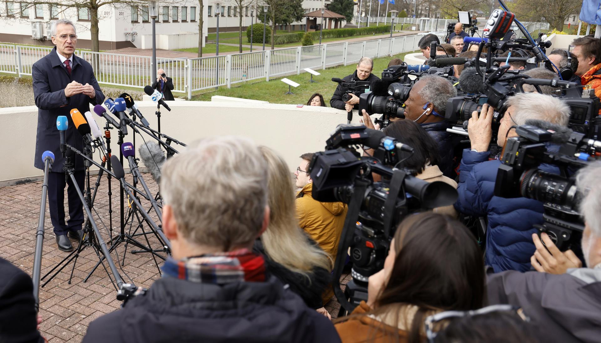 Pulso con Rusia: Zelenski asistirá a la próxima cumbre de la OTAN