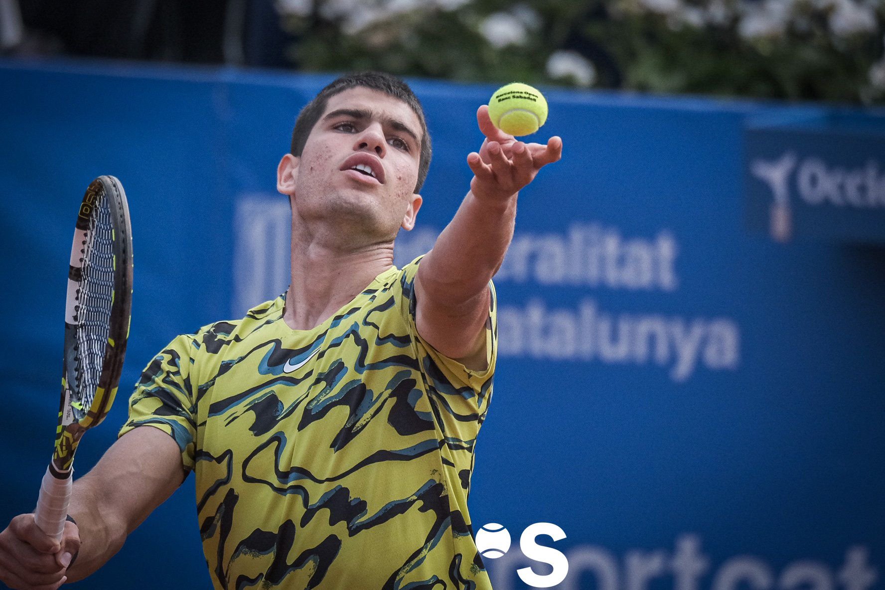 Carlos Alcaraz avança amb dubtes a les semifinals del Barcelona Open Banc Sabadell