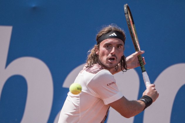 Tsitispas duirant les semifinals del Barcelona Open Banc Sabadell / Foto: Carlos Baglietto Tsitispas duirant les semifinals del Barcelona Open Banc Sabadell / Foto: Carlos Baglietto