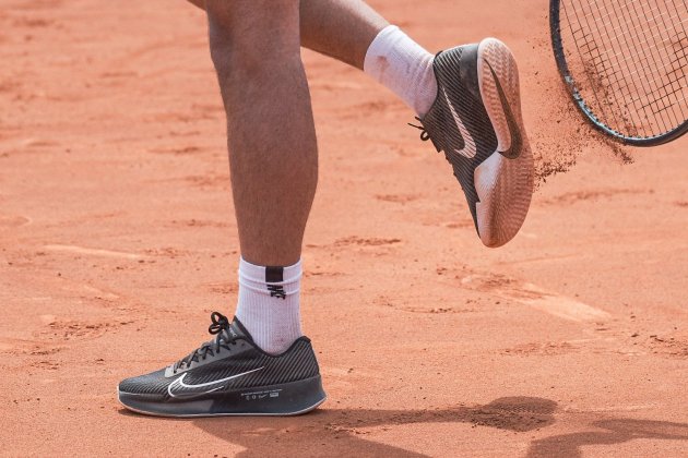 Lorenzo Musetti zapatillas Barcelona Open Banco Sabadell 2023 / Foto: Carlos Baglietto