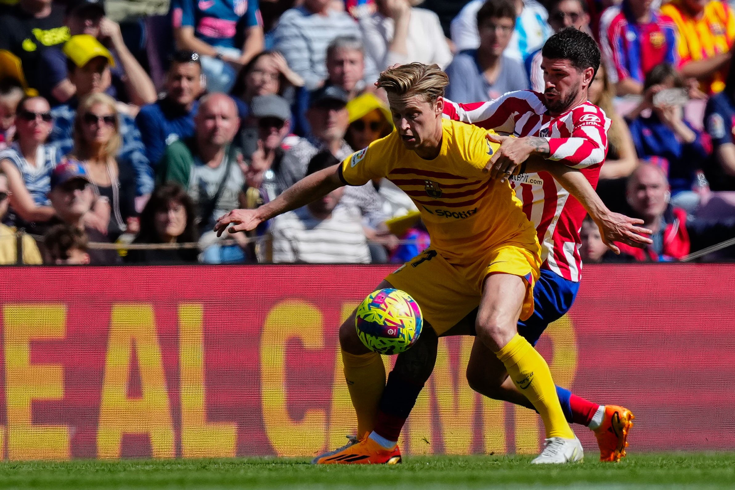 Frenkie de Jong està sent temptat amb milions i un projecte guanyador pel gran enemic de Pep Guardiola