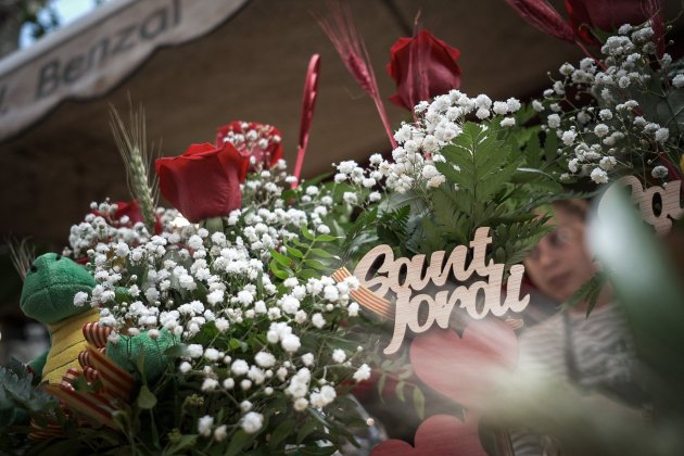 Sant Jordi 2023 roses / Foto: Carlos Baglietto Sant Jordi 2023 roses / Foto: Carlos Baglietto