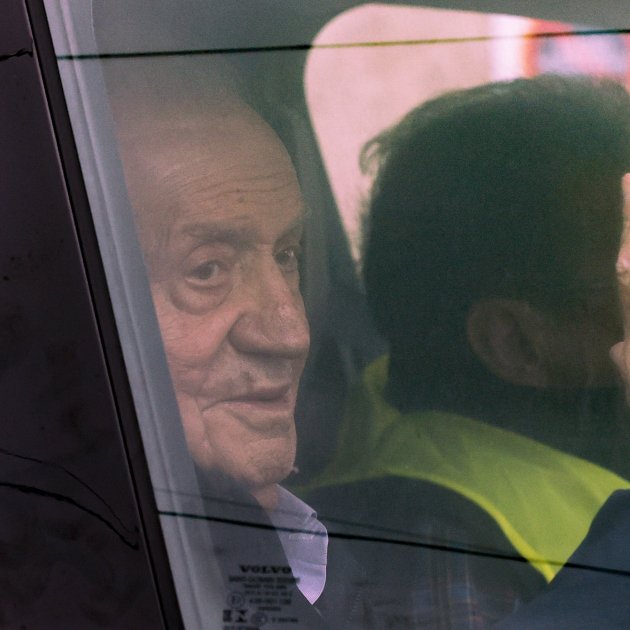Juan Carlos se va de Sanxenxo EFE Juan Carlos se va de Sanxenxo EFE