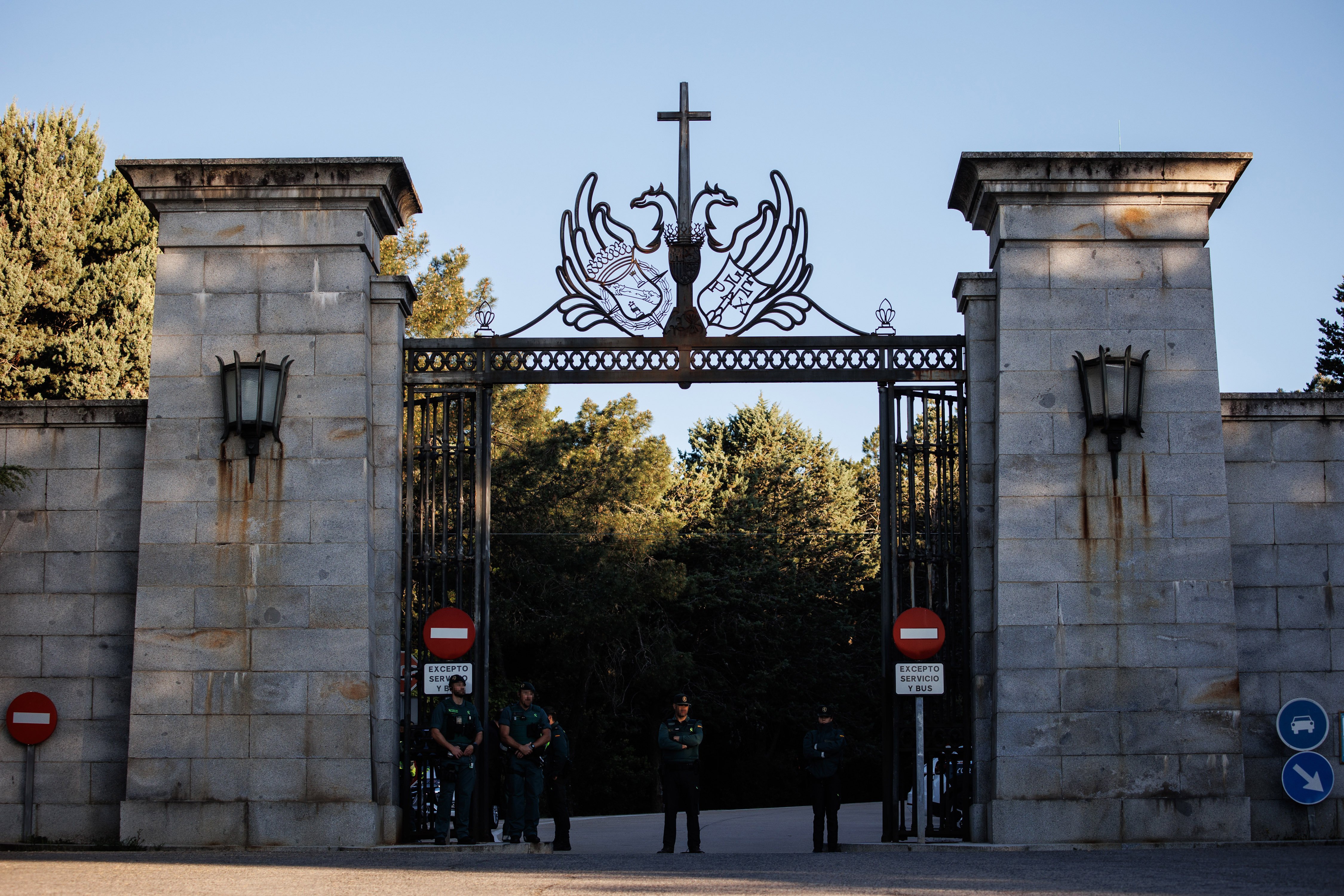 Primo de Rivera, traslladat al cementiri de San Isidro després de ser exhumat