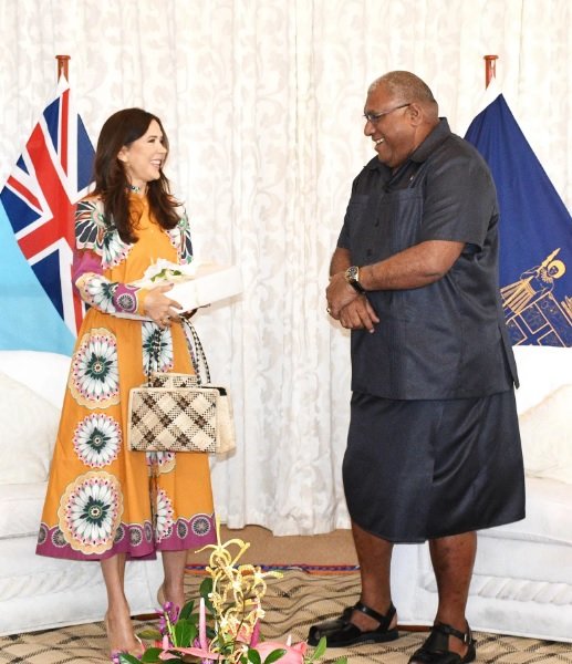 Mary de Dinamarca i el governador de les illes Fiji RRSS