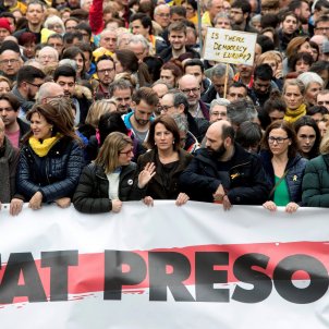 CDR (Comités de Defensa de la República) convocantes de la manifestación en Barcelona frente a la Delegación del Gobierno Manifestacio-puigdemont-detingut-alemanya-25-03-2018-efe_2_302x302