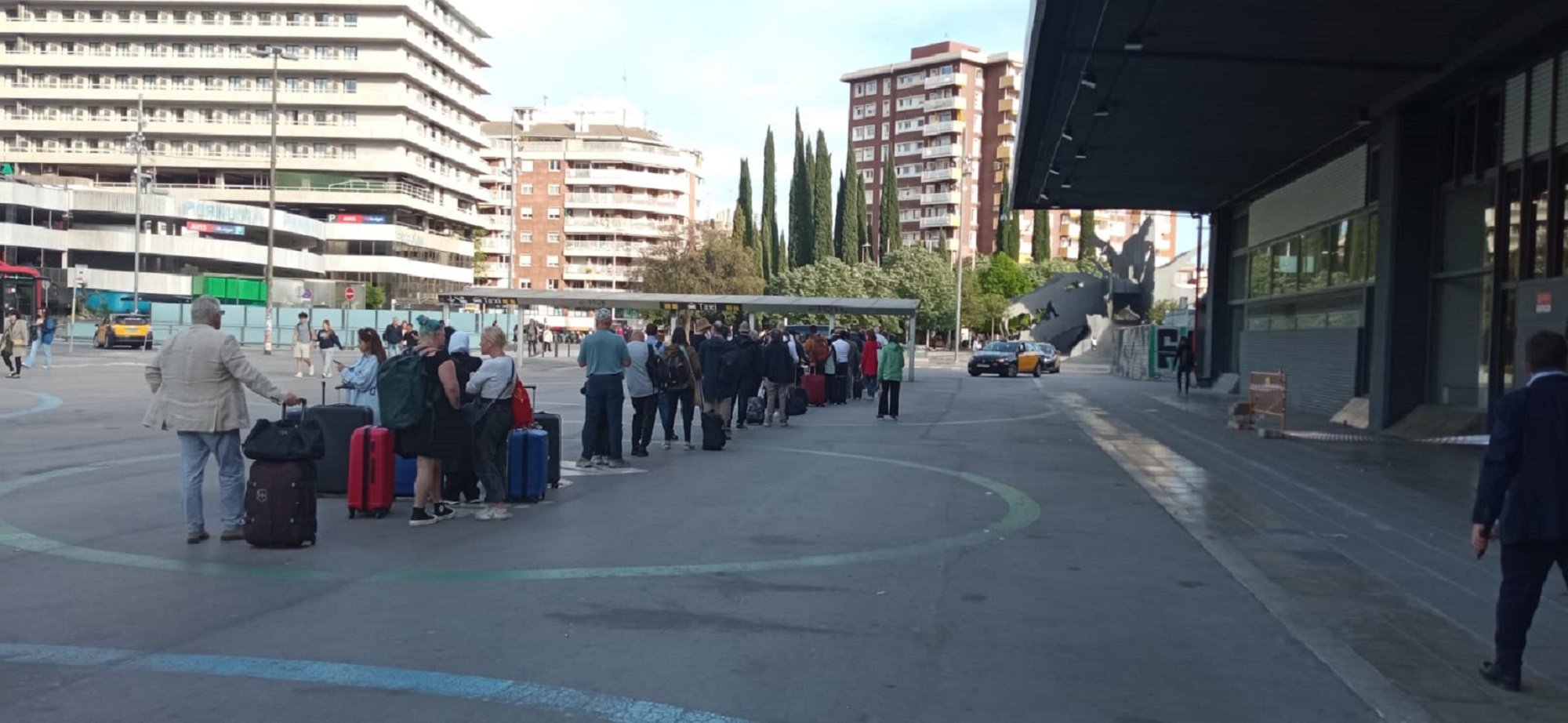 Els taxistes clamen contra els greus problemes de mobilitat a Barcelona: “Els taxis no volen”