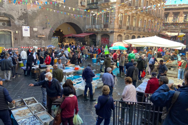 Catania. Un rincón del mercado de la Pescheria (3)