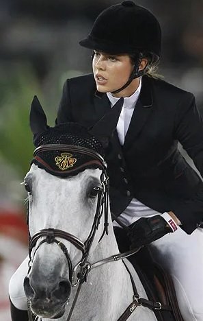 Carlota Mónaco caballo GTRES
