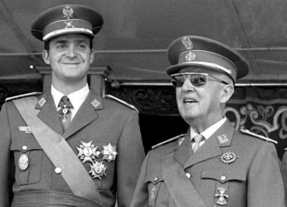 Juan Carlos I y Franco EFE