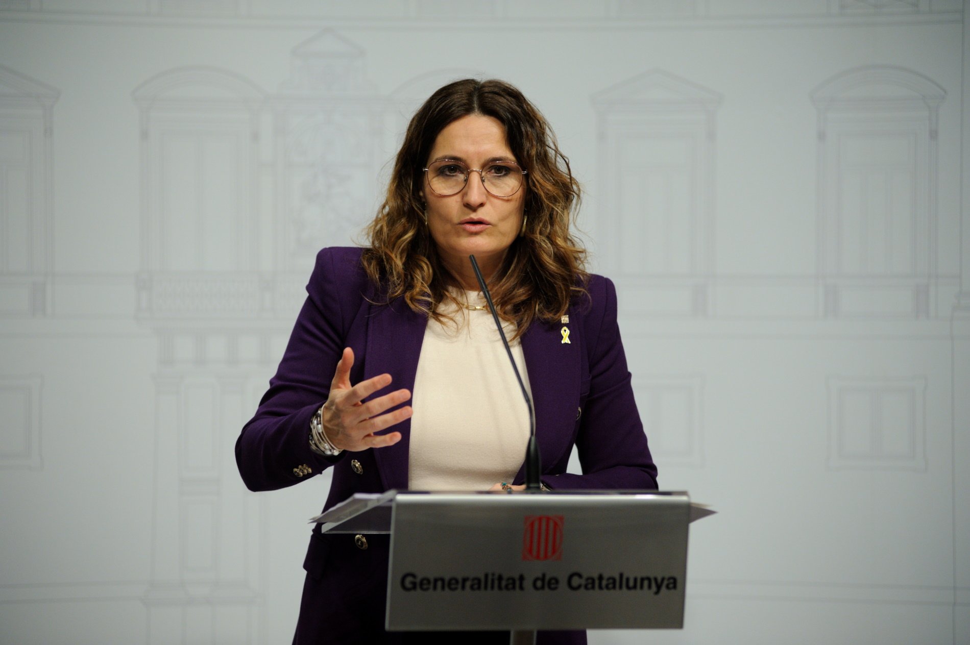 Junts y PSC piden la comparecencia de Vilagrà por el caos en las oposiciones de la Generalitat